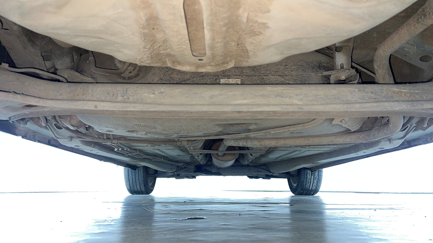 Used 2016 Maruti Suzuki Baleno Zeta 1.2 AT Petrol Automatic extra REAR UNDERBODY VIEW (TAKEN FROM REAR)