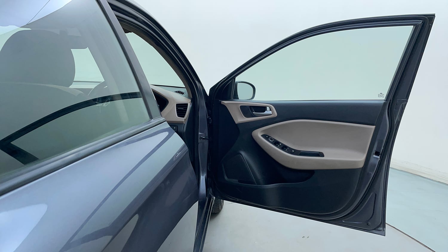 Used 2019 Hyundai Elite i20 Asta 1.2 (O) Petrol Manual interior RIGHT FRONT DOOR OPEN VIEW