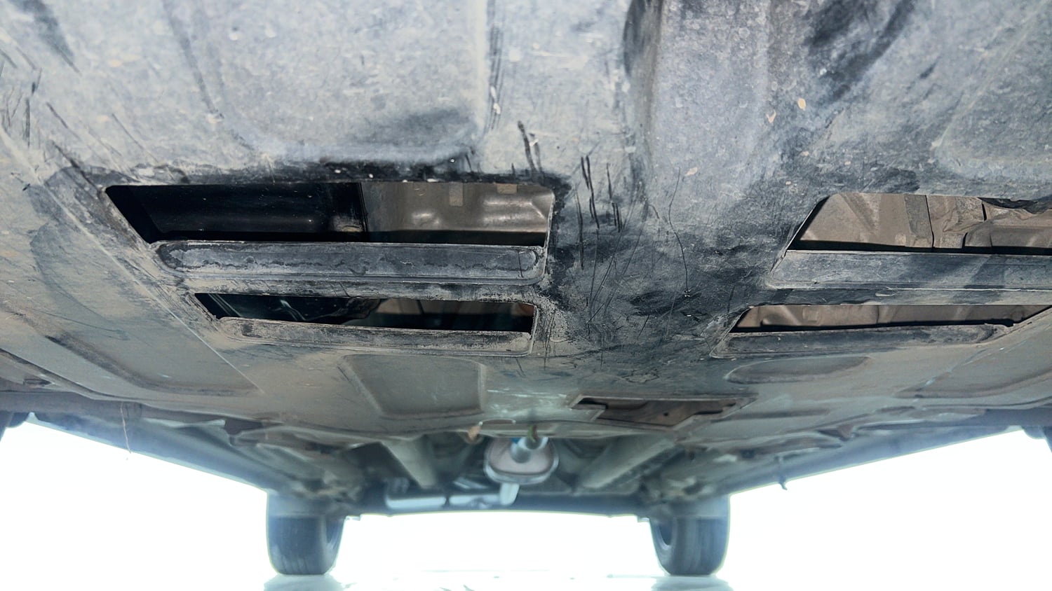 Used 2018 Hyundai Creta SX 1.6 AT Petrol Petrol Automatic extra FRONT LEFT UNDERBODY VIEW