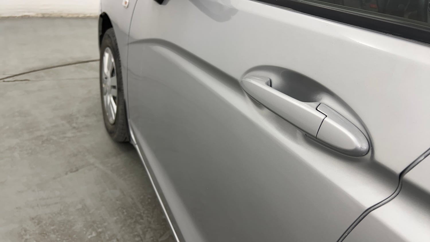 Used 2015 Honda Jazz SV Petrol Petrol Manual dents MINOR SCRATCH