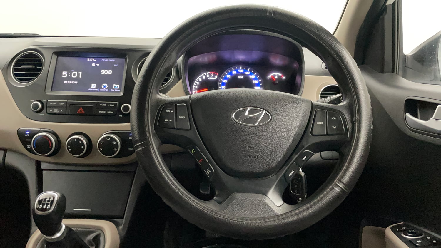 Used 2019 Hyundai Xcent SX Petrol Manual interior STEERING VIEW