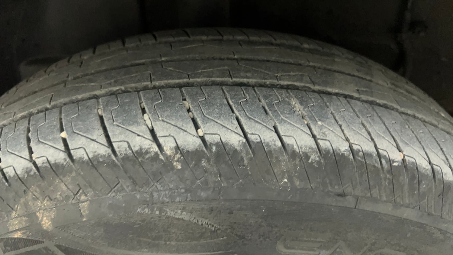 Used 2026 Tata Punch Adventure CNG Automatic Cng Automatic tyres RIGHT REAR TYRE TREAD VIEW