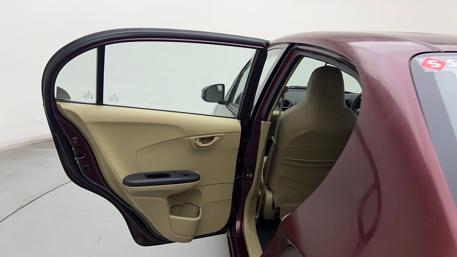 Used 2015 Honda Amaze 1.2 S i-VTEC Petrol Manual interior LEFT REAR DOOR OPEN VIEW
