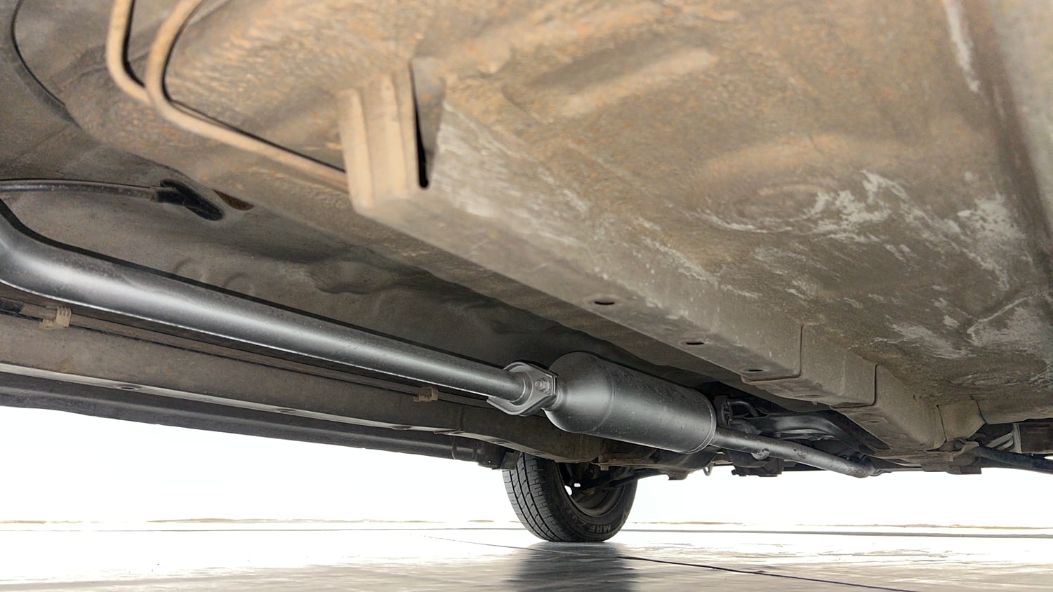 Used 2012 Maruti Suzuki Wagon R 1.0 VXi Petrol Manual extra REAR RIGHT UNDERBODY VIEW