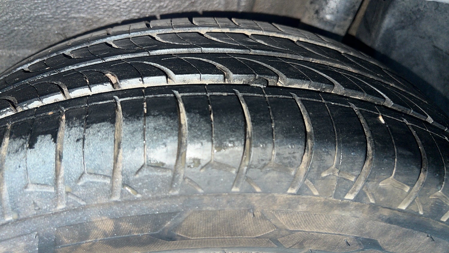 Used 2021 Maruti Suzuki Ignis Sigma 1.2 MT Petrol Manual tyres LEFT REAR TYRE TREAD VIEW
