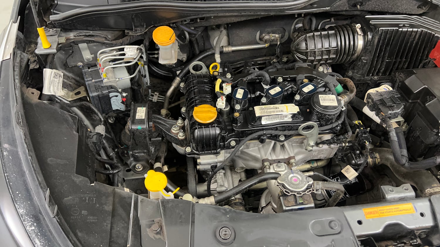 Used 2022 Tata Altroz XTA Petrol Petrol Automatic engine ENGINE RIGHT SIDE VIEW