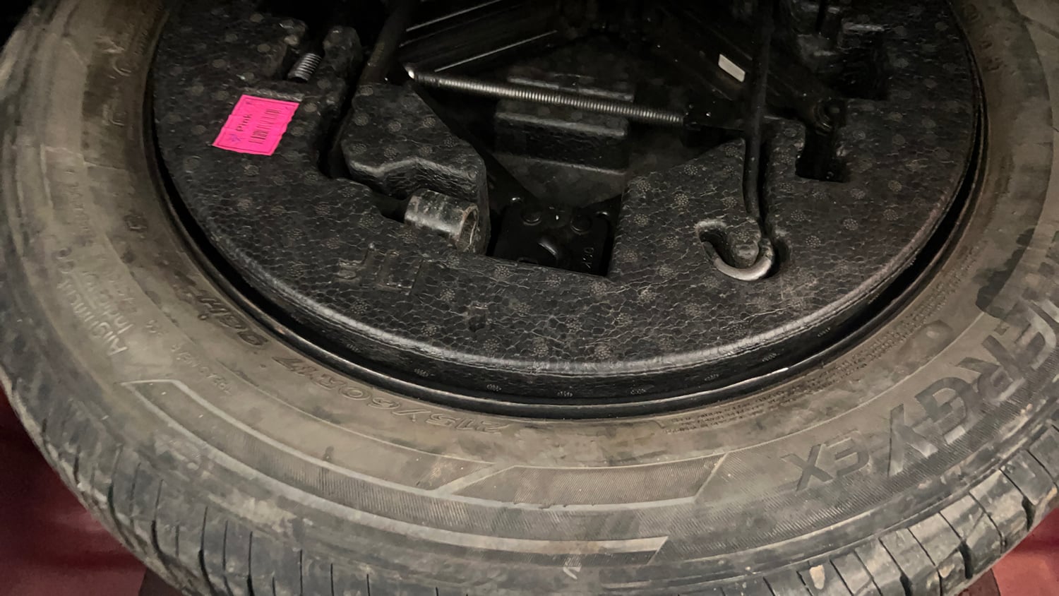 Used 2019 Hyundai Creta SX 1.6 (O) Petrol Petrol Manual tyres SPARE TYRE VIEW