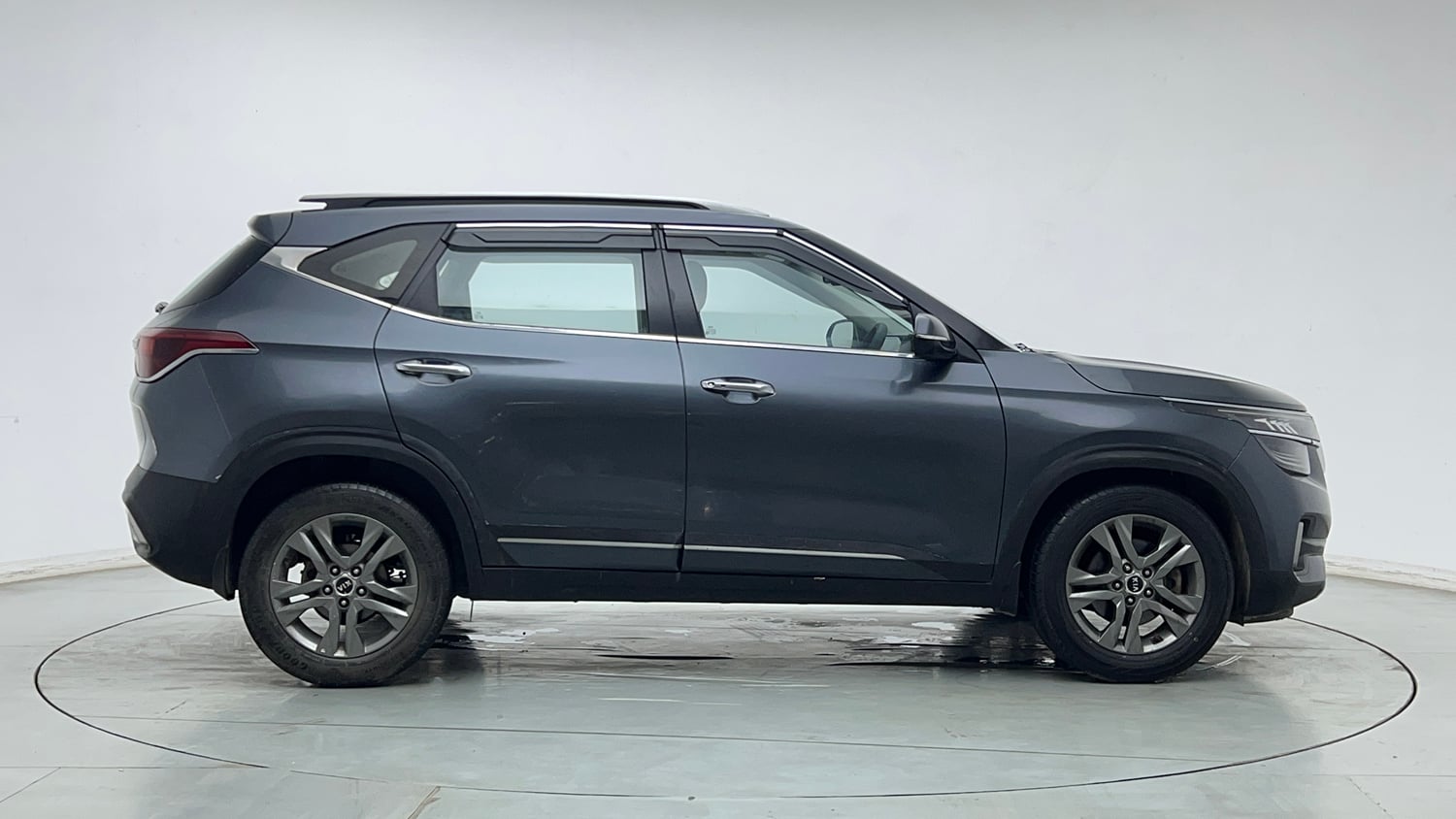 Used 2020 kia Seltos HTX IVT 1.5 Petrol Automatic exterior RIGHT SIDE VIEW