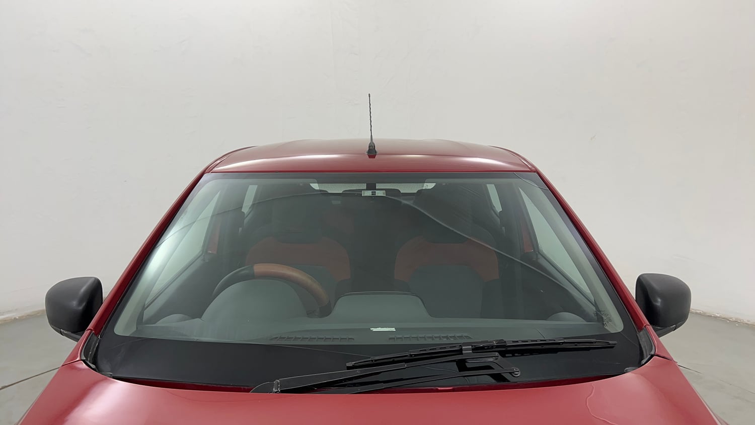 Used 2016 Renault Kwid RXT Petrol Manual exterior FRONT WINDSHIELD VIEW