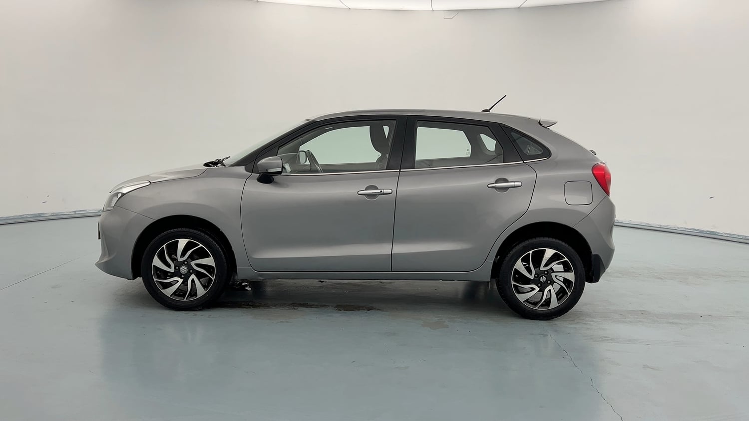 Used 2020 Maruti Suzuki Baleno Zeta Petrol Manual exterior LEFT SIDE VIEW