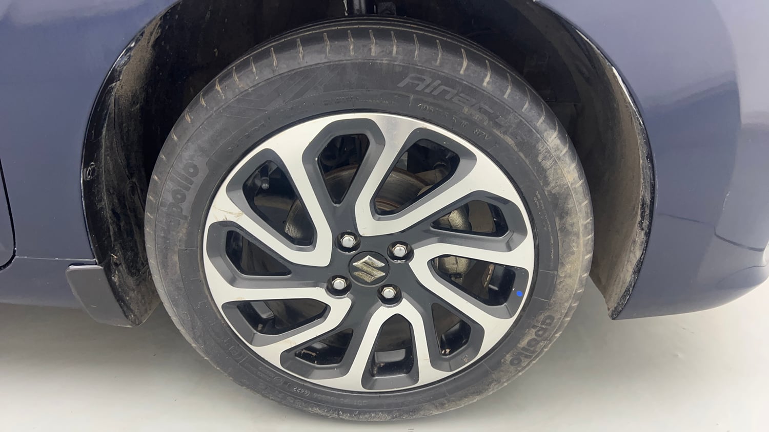 Used 2022 Maruti Suzuki Baleno Alpha Petrol Manual tyres RIGHT FRONT TYRE RIM VIEW