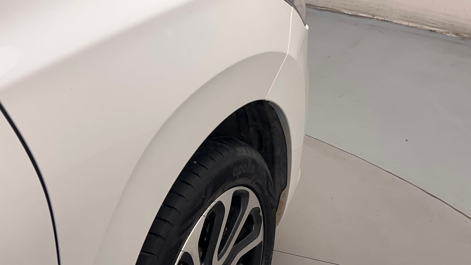 Used 2023 Maruti Suzuki Baleno Alpha AGS Petrol Automatic dents MINOR SCRATCH