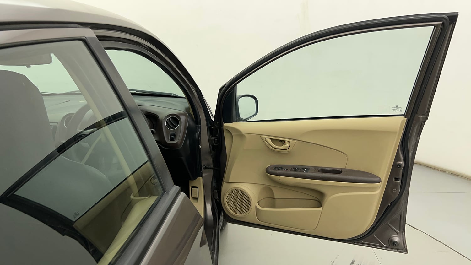 Used 2013 Honda Amaze 1.2 S i-VTEC Petrol Manual interior RIGHT FRONT DOOR OPEN VIEW