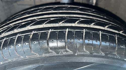 Used 2015 Toyota Etios V Petrol Manual tyres LEFT FRONT TYRE TREAD VIEW