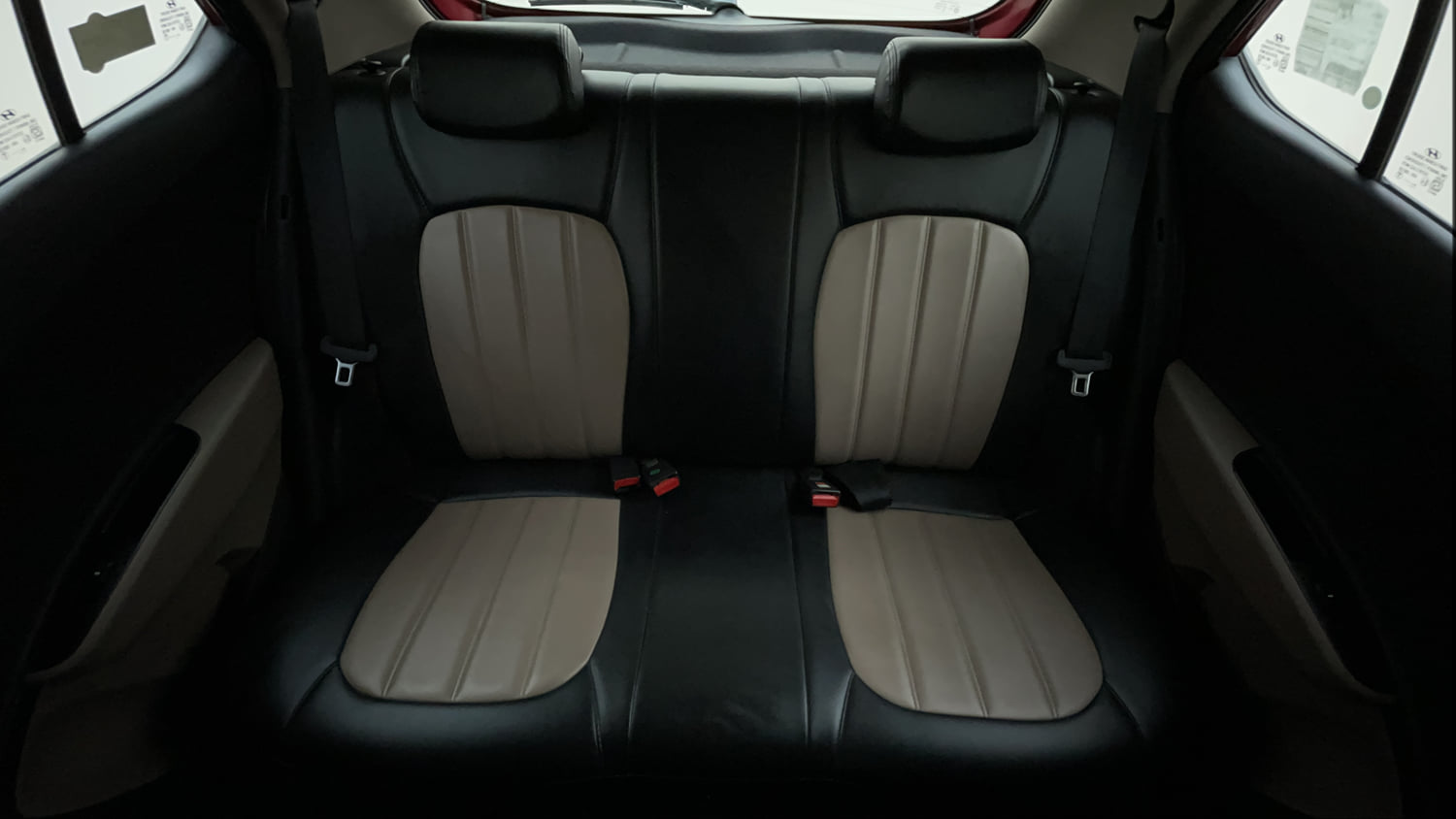 Used 2017 Hyundai Grand i10 Asta 1.2 Kappa VTVT Petrol Manual interior REAR SEAT CONDITION VIEW