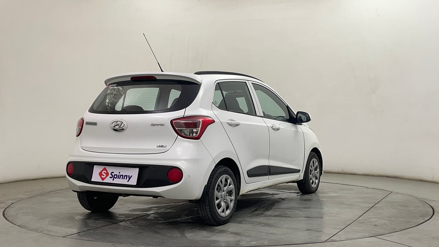 Used 2019 Hyundai Grand i10 Sportz 1.2 Kappa VTVT Petrol Manual exterior RIGHT REAR CORNER VIEW