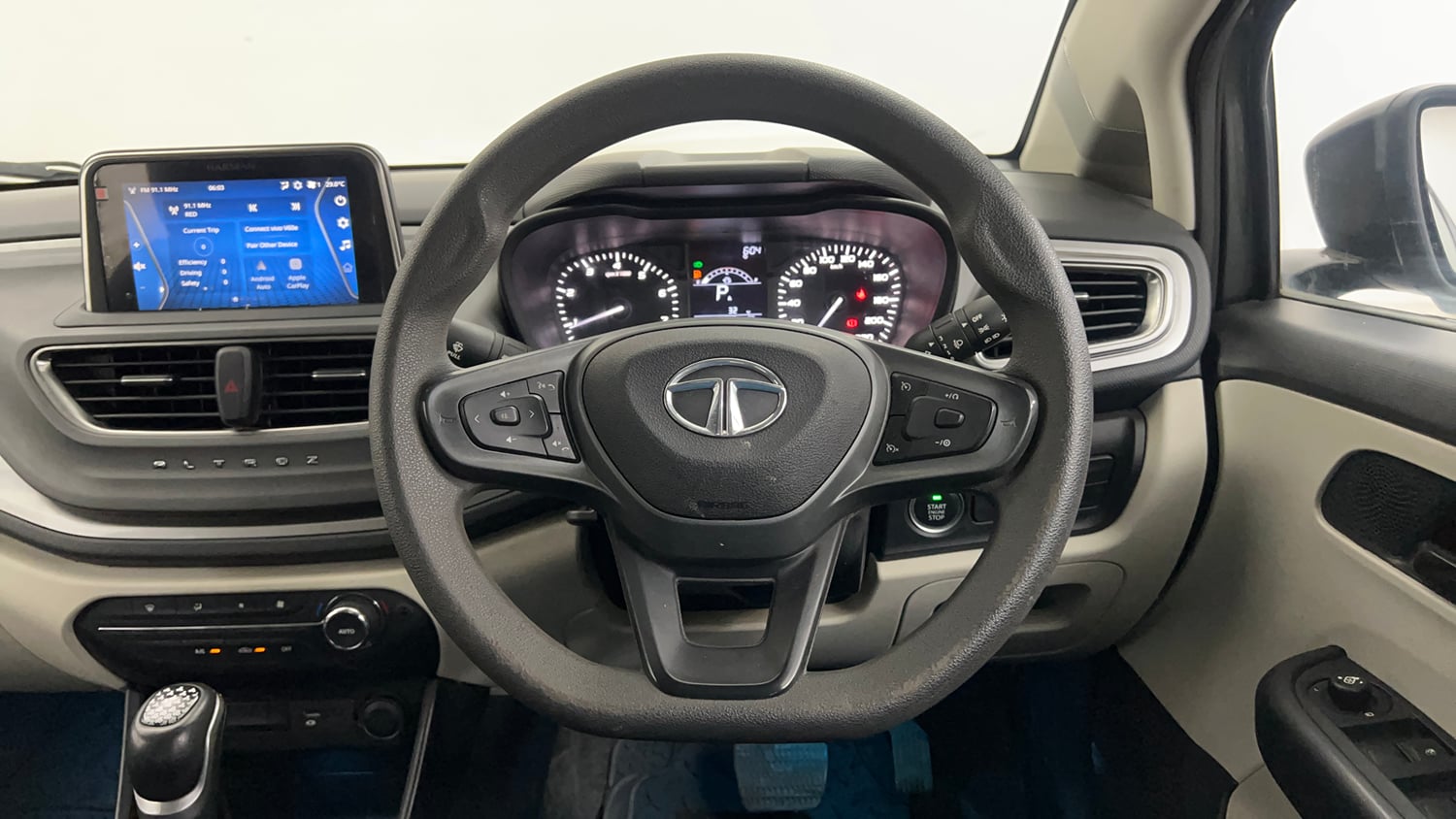 Used 2022 Tata Altroz XTA Petrol Petrol Automatic interior STEERING VIEW