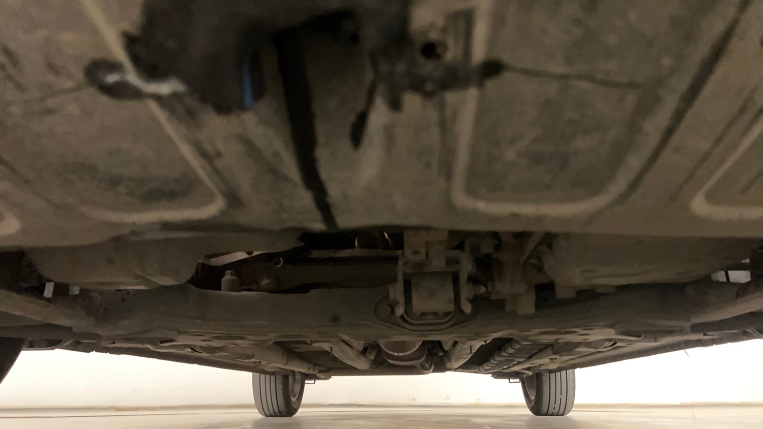 Used 2022 Hyundai Verna SX 1.5 VTVT IVT Petrol Automatic extra FRONT LEFT UNDERBODY VIEW