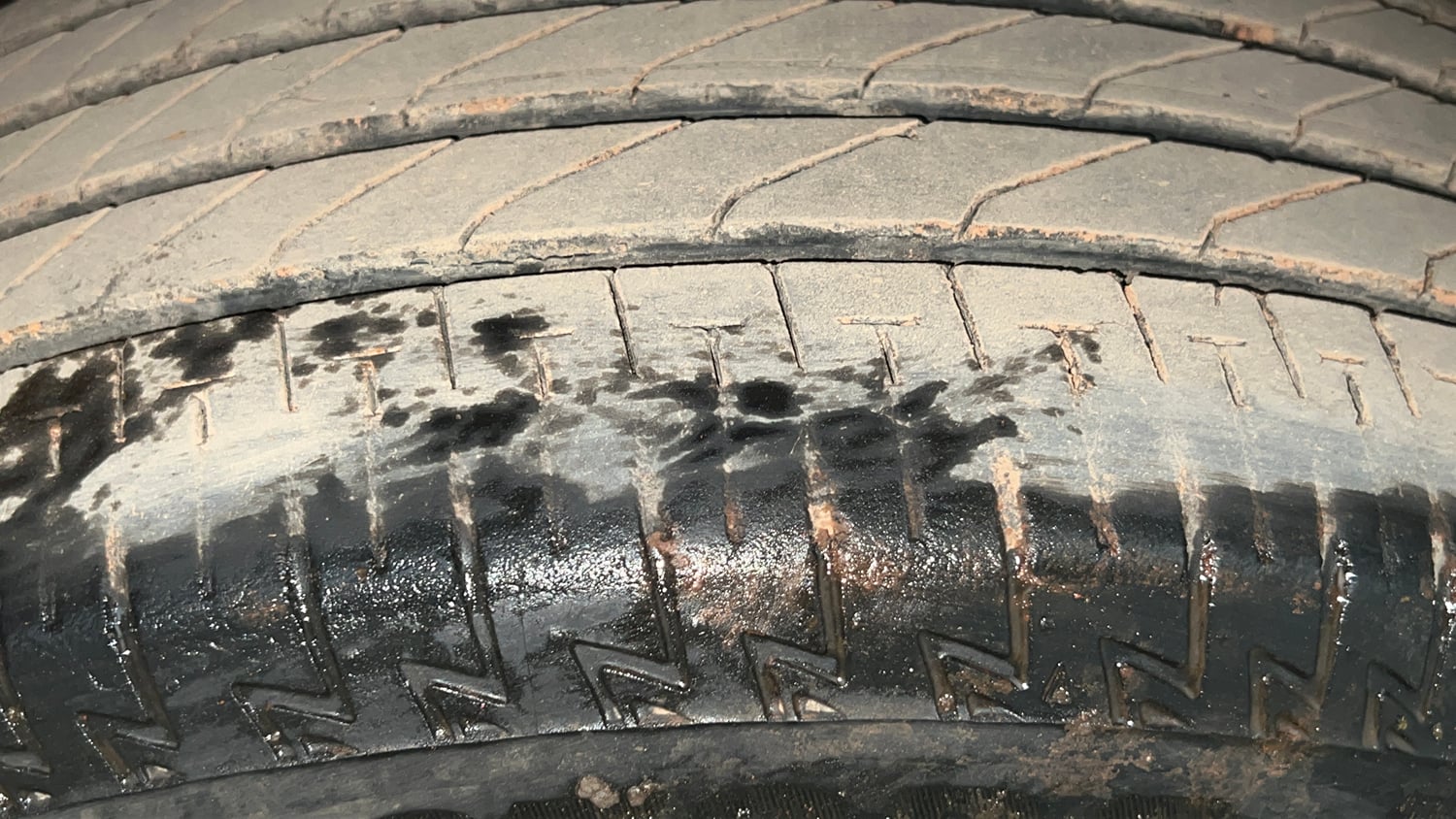 Used 2023 Honda Elevate VX MT Petrol Manual tyres RIGHT FRONT TYRE TREAD VIEW
