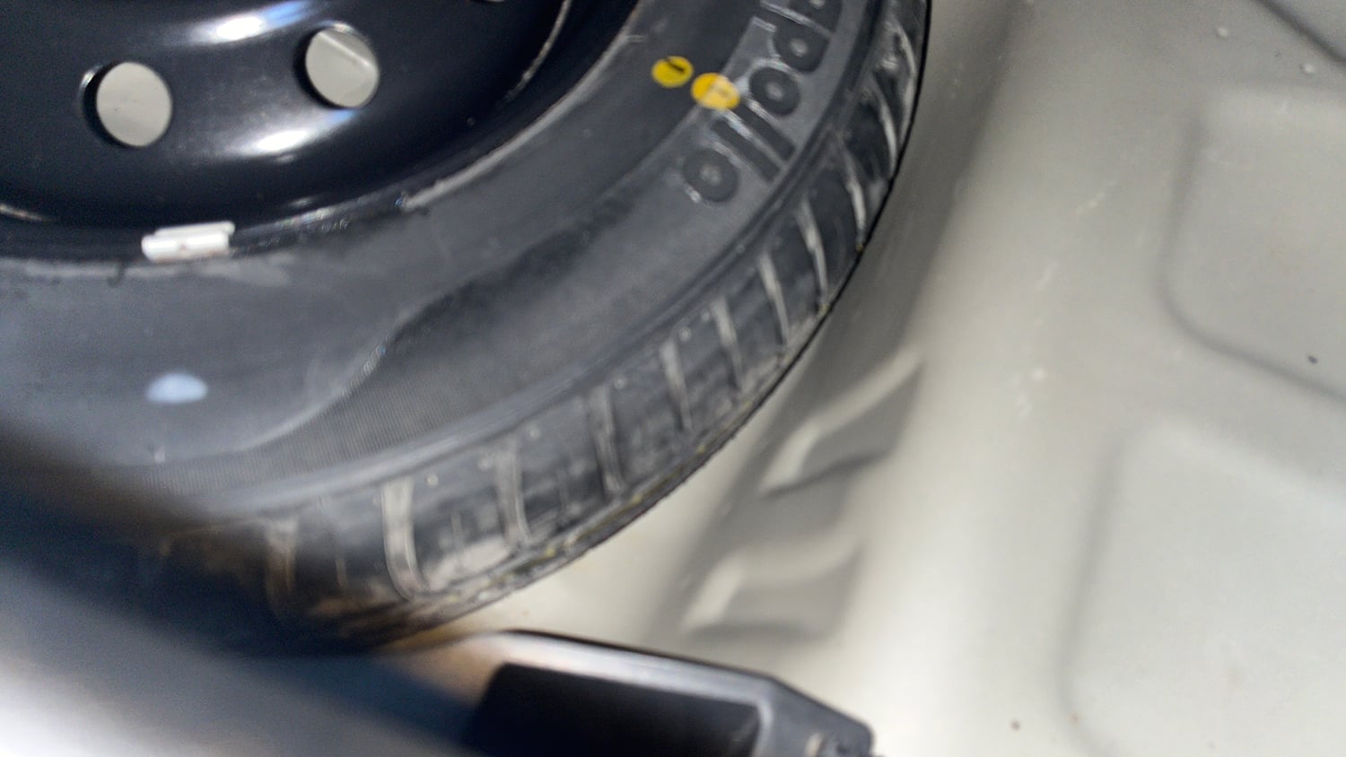 Used 2021 Maruti Suzuki Swift VXi Petrol Manual tyres SPARE TYRE VIEW