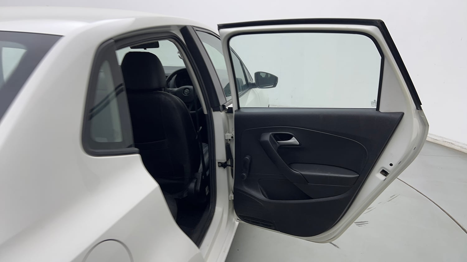 Used 2019 Volkswagen Ameo  1.0 Trendline Petrol + CNG(Outside Fitted) Petrol+cng Manual interior RIGHT REAR DOOR OPEN VIEW