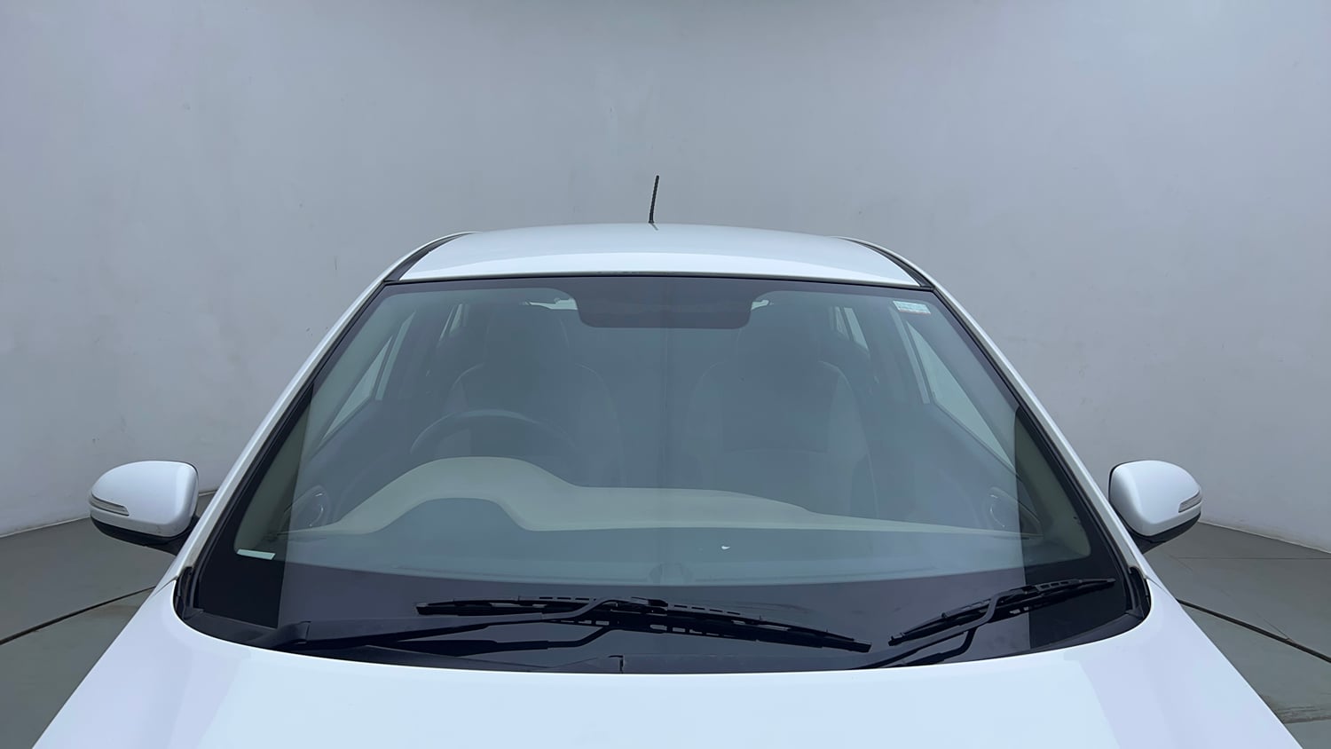 Used 2019 Hyundai Elite i20 Sportz Plus 1.2 Petrol Manual exterior FRONT WINDSHIELD VIEW