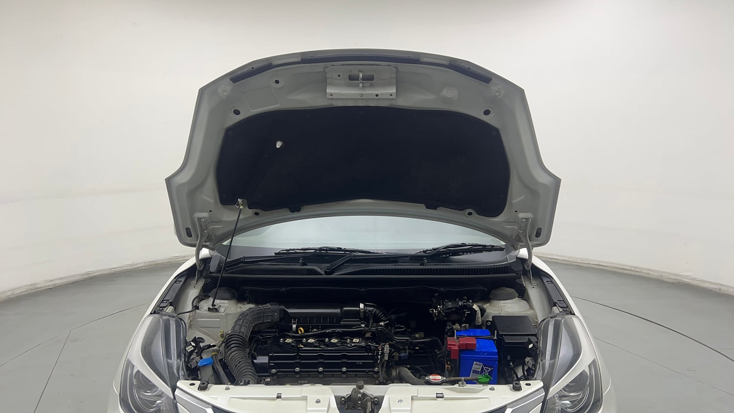 Used 2021 Maruti Suzuki Baleno Zeta Automatic Petrol Automatic engine ENGINE & BONNET OPEN FRONT VIEW
