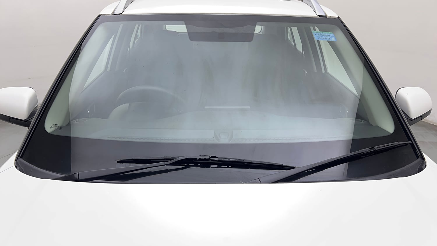 Used 2022 Hyundai Venue SX 1.0 Turbo iMT Petrol Manual exterior FRONT WINDSHIELD VIEW