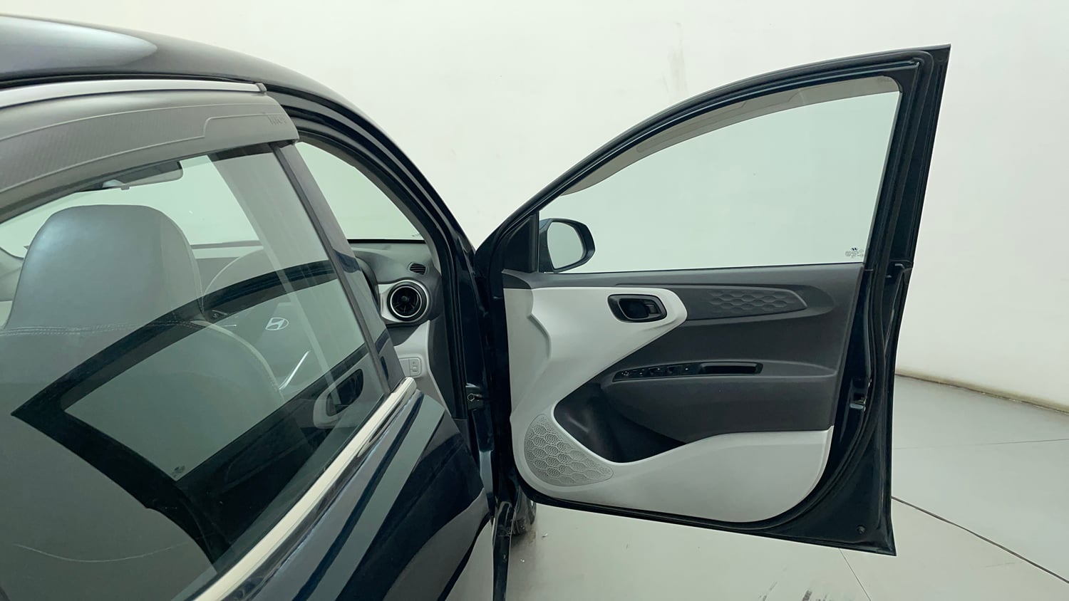 Used 2024 Hyundai Grand i10 Nios Corporate1.2 Kappa Petrol Manual interior RIGHT FRONT DOOR OPEN VIEW