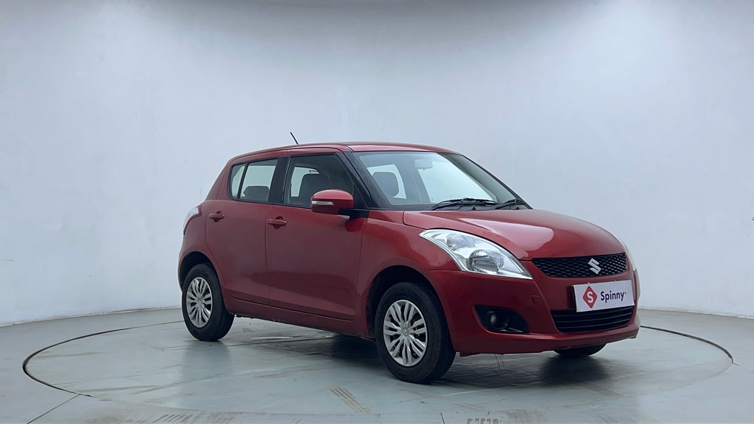 Used 2013 Maruti Suzuki Swift VXi Petrol Manual exterior RIGHT FRONT CORNER VIEW