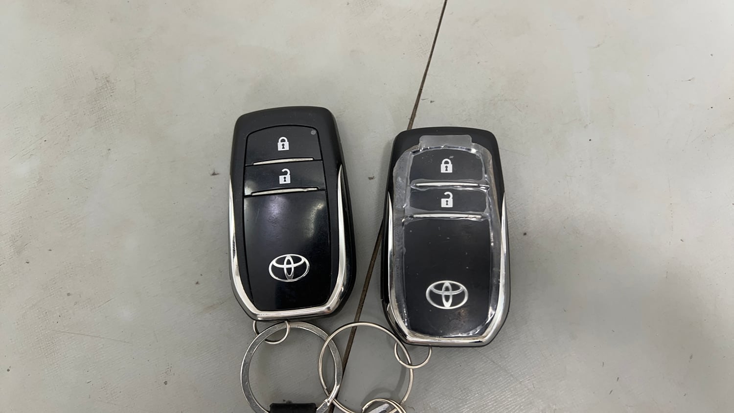 Used 2023 Toyota Innova Crysta ZX 2.7 AT 7 STR Petrol Automatic extra CAR KEY VIEW