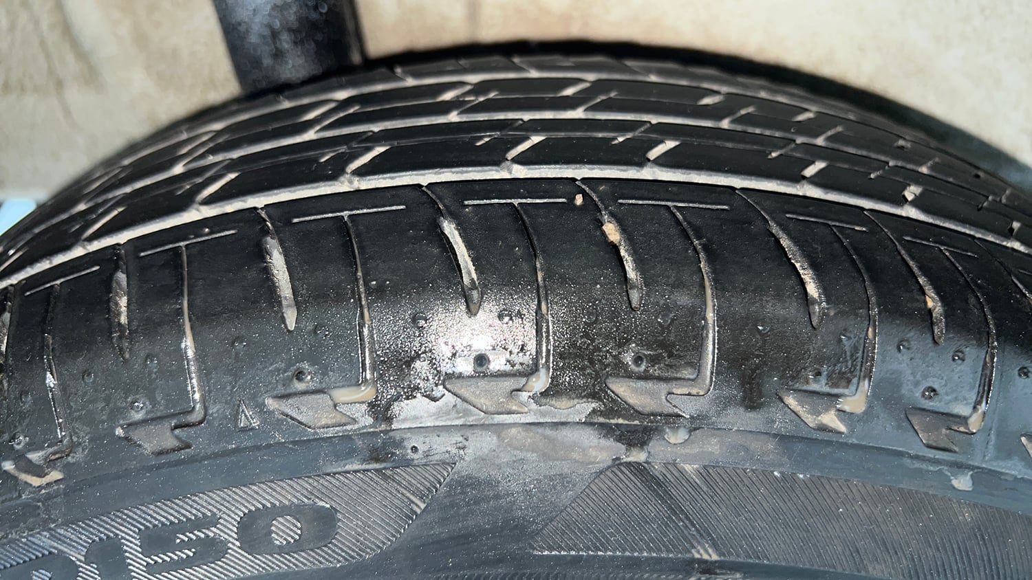 Used 2023 Maruti Suzuki Celerio LXi Petrol Manual tyres RIGHT REAR TYRE TREAD VIEW