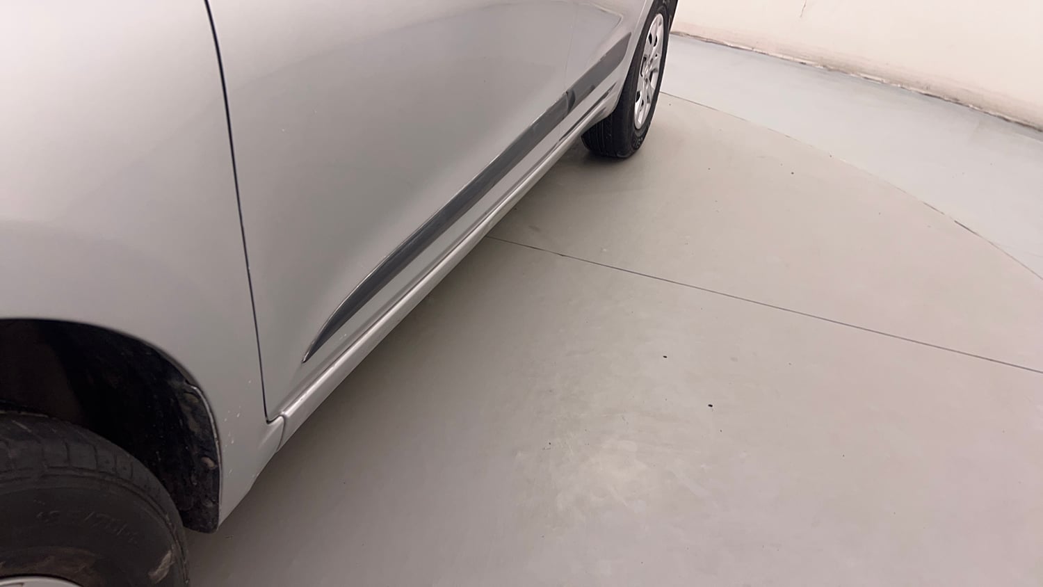 Used 2017 Hyundai Elite i20 Sportz 1.2 Petrol Manual dents MINOR SCRATCH