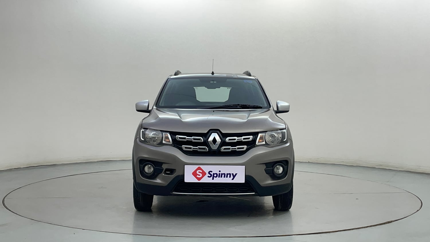 Used 2017 Renault Kwid 1.0 RXT Petrol Manual exterior FRONT VIEW
