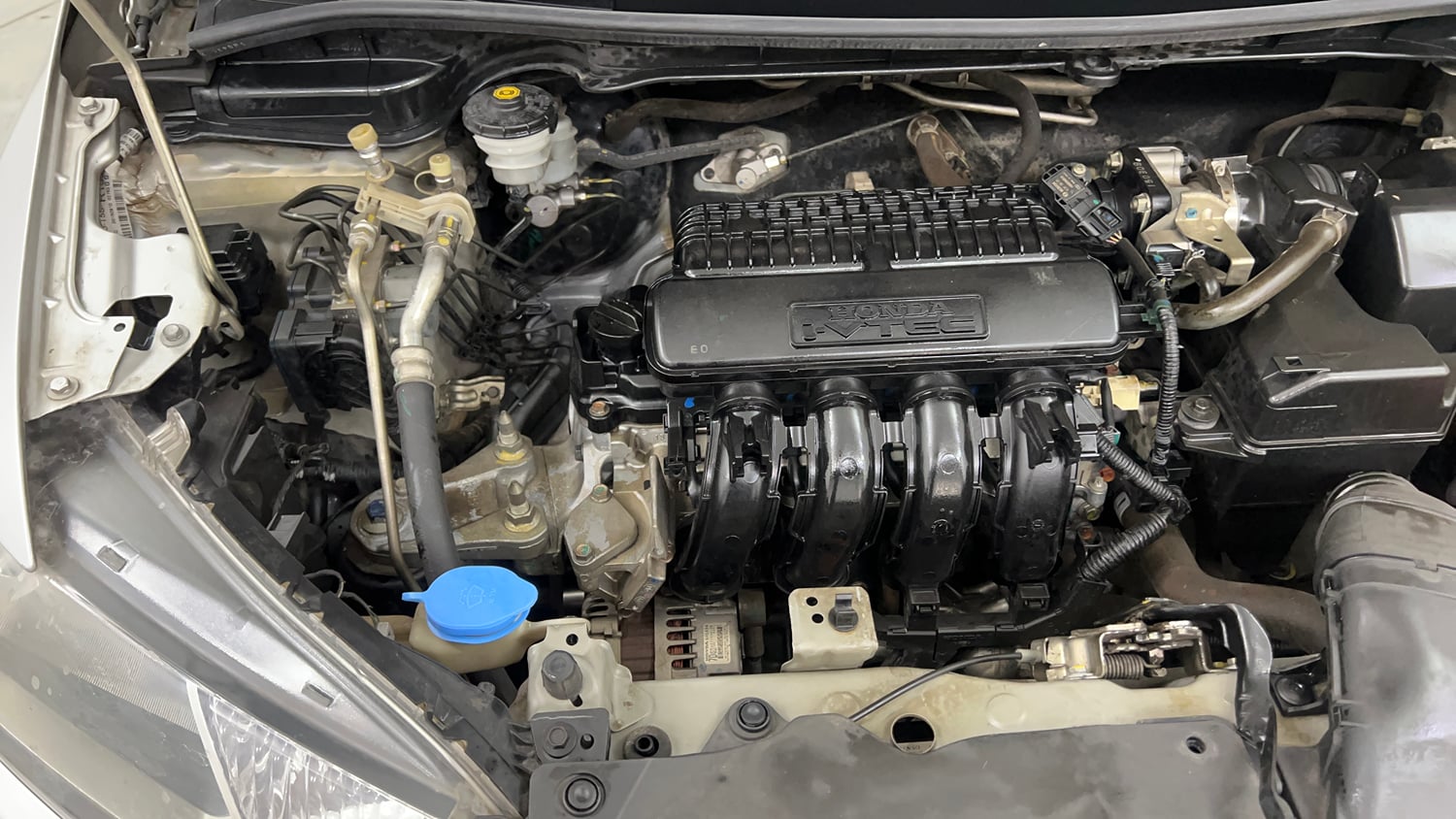 Used 2015 Honda Jazz SV Petrol Petrol Manual engine ENGINE RIGHT SIDE VIEW