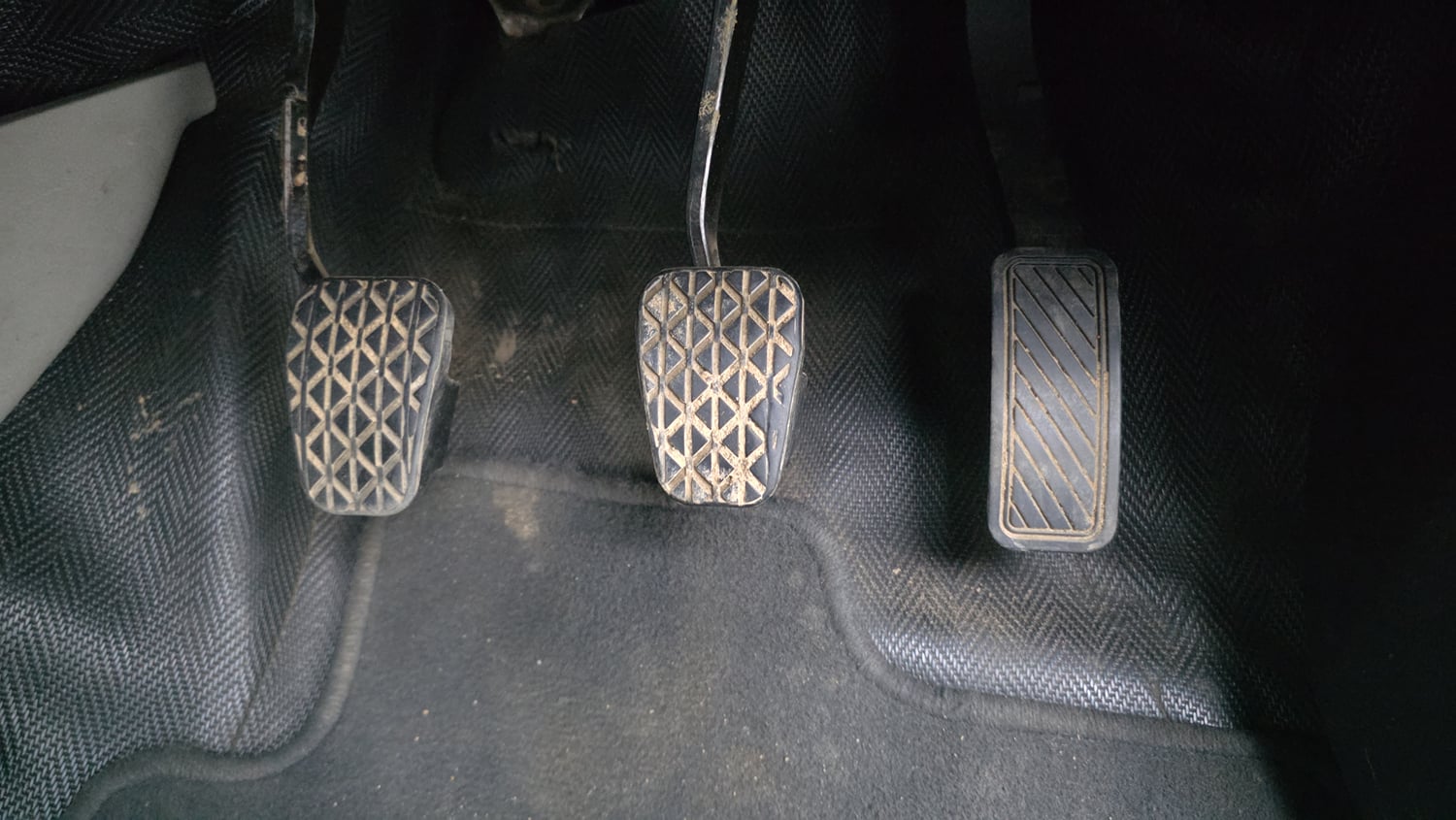 Used 2015 Ford EcoSport Titanium 1.5 TDCi Diesel Manual interior PEDALS VIEW