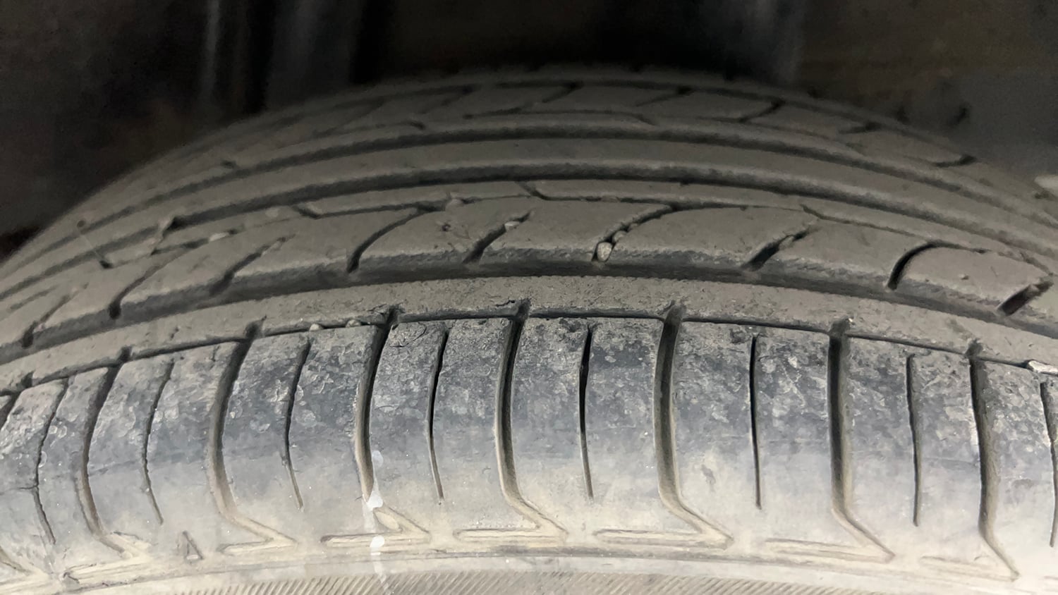 Used 2015 Honda Jazz SV Petrol Petrol Manual tyres LEFT REAR TYRE TREAD VIEW