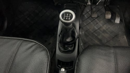Used 2016 Maruti Suzuki Wagon R VXI Petrol Manual interior GEAR  KNOB VIEW