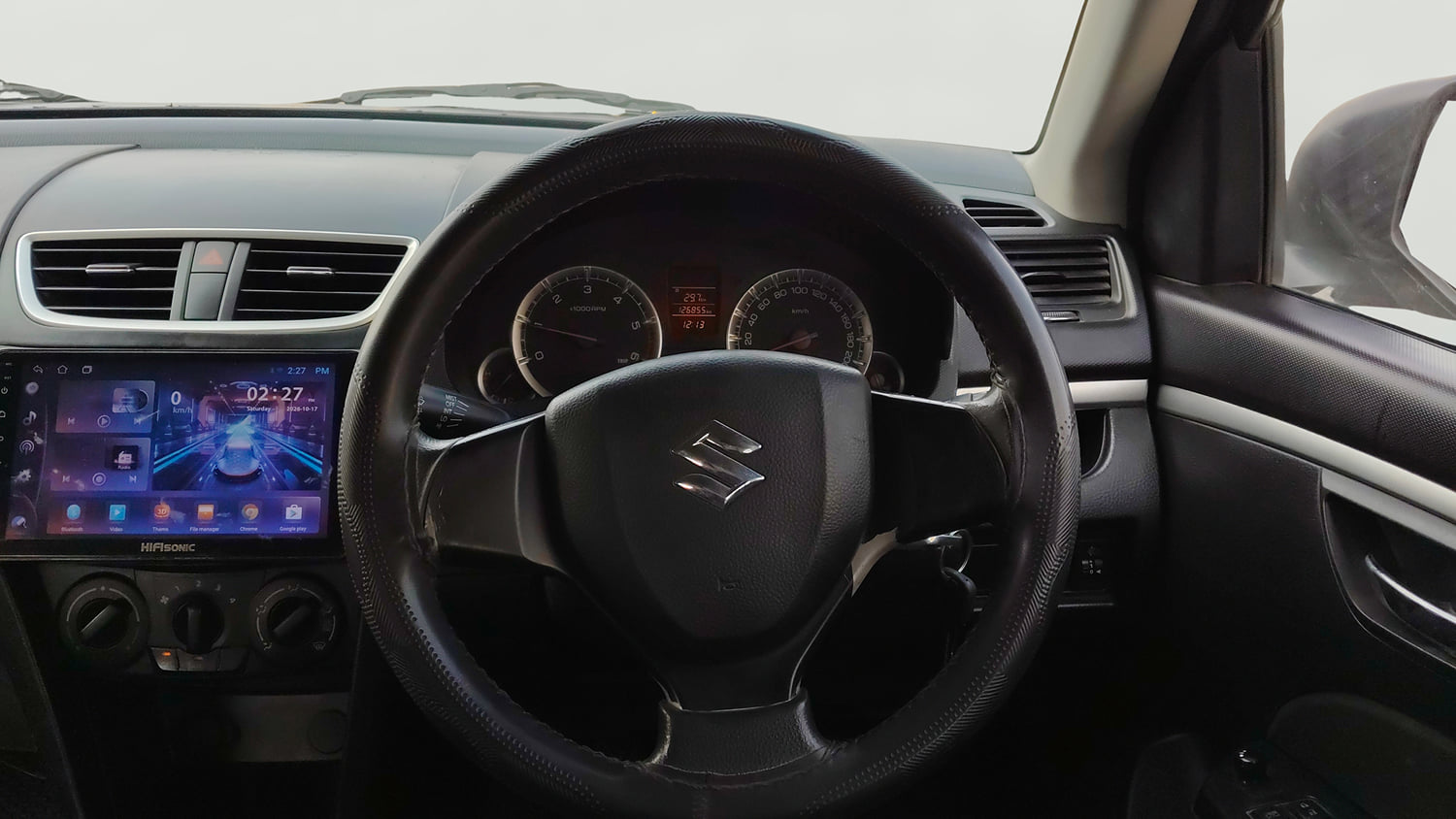 Used 2013 Maruti Suzuki Swift VDi Diesel Manual interior STEERING VIEW
