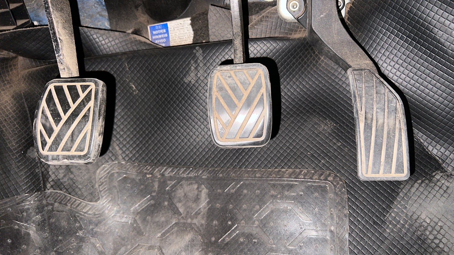 Used 2016 Maruti Suzuki Swift ZXi Petrol Manual interior PEDALS VIEW