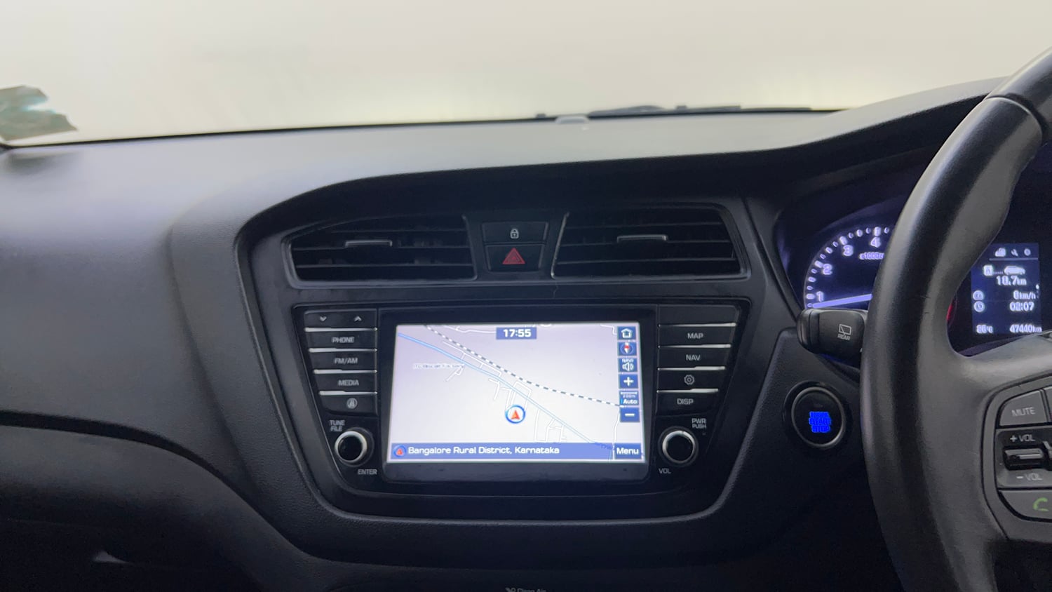 Used 2018 Hyundai i20 Active 1.2 SX Petrol Manual top_features Integrated (in-dash) music system
