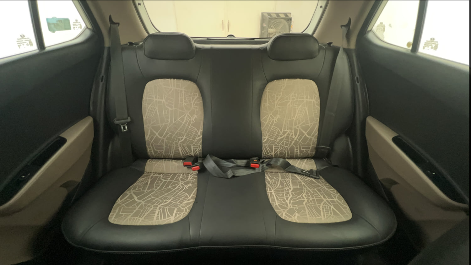 Used 2015 Hyundai Grand i10 Magna 1.2 Kappa VTVT Petrol Manual interior REAR SEAT CONDITION VIEW