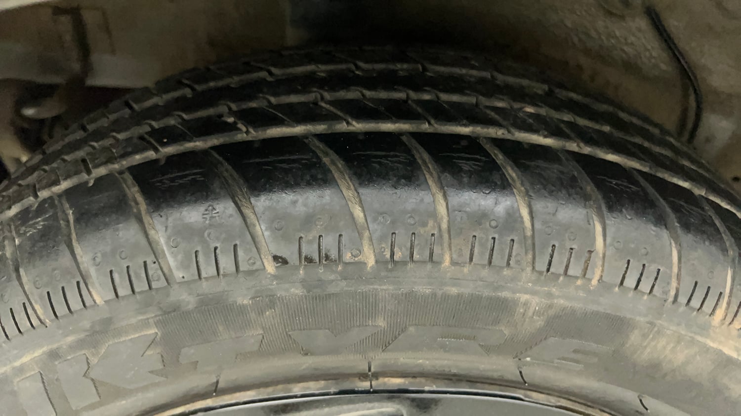 Used 2021 Maruti Suzuki Celerio X Zxi Petrol Manual tyres RIGHT REAR TYRE TREAD VIEW