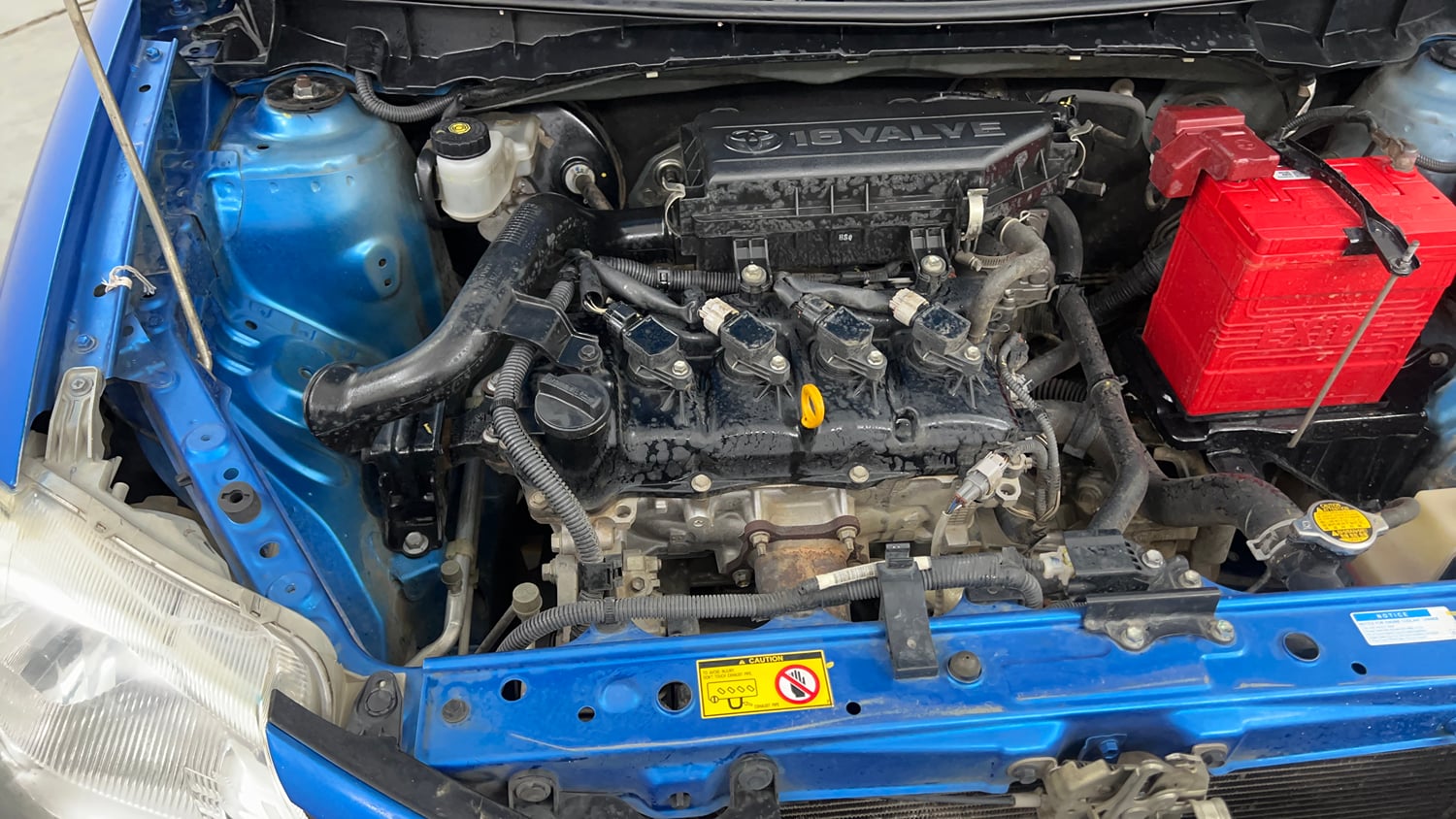 Used 2015 Toyota Etios Liva V Petrol Manual engine ENGINE RIGHT SIDE VIEW