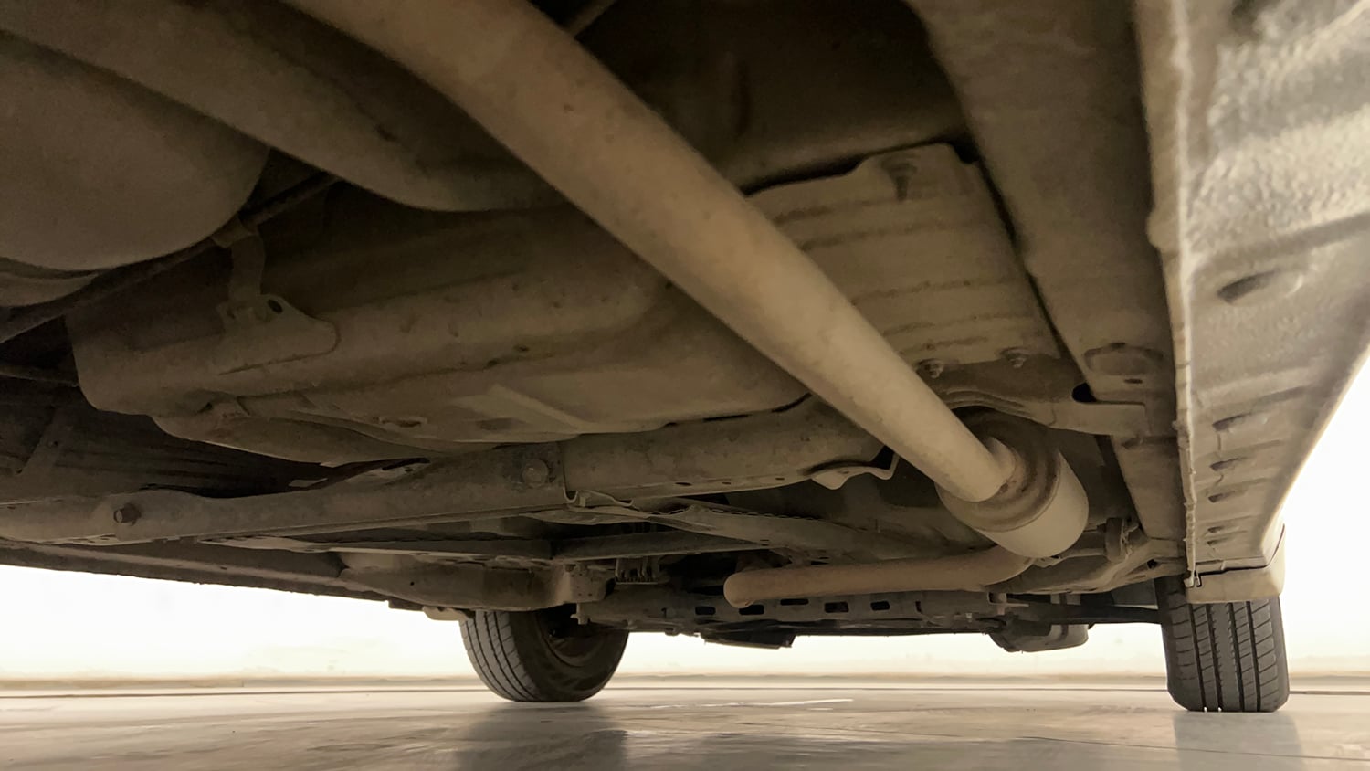 Used 2016 Honda City SV Petrol Manual extra REAR RIGHT UNDERBODY VIEW