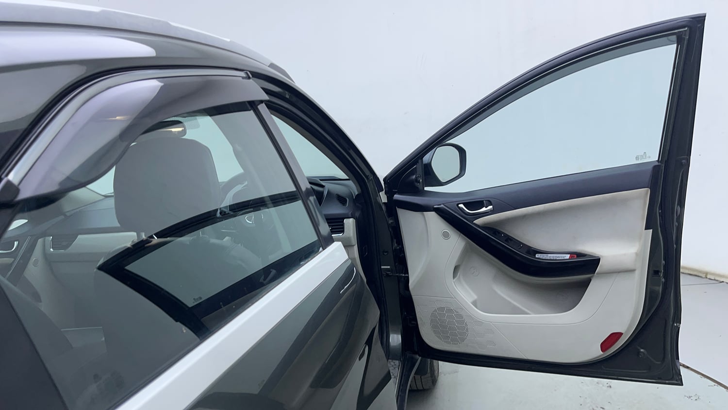Used 2021 Tata Nexon XZA Plus Petrol Automatic interior RIGHT FRONT DOOR OPEN VIEW