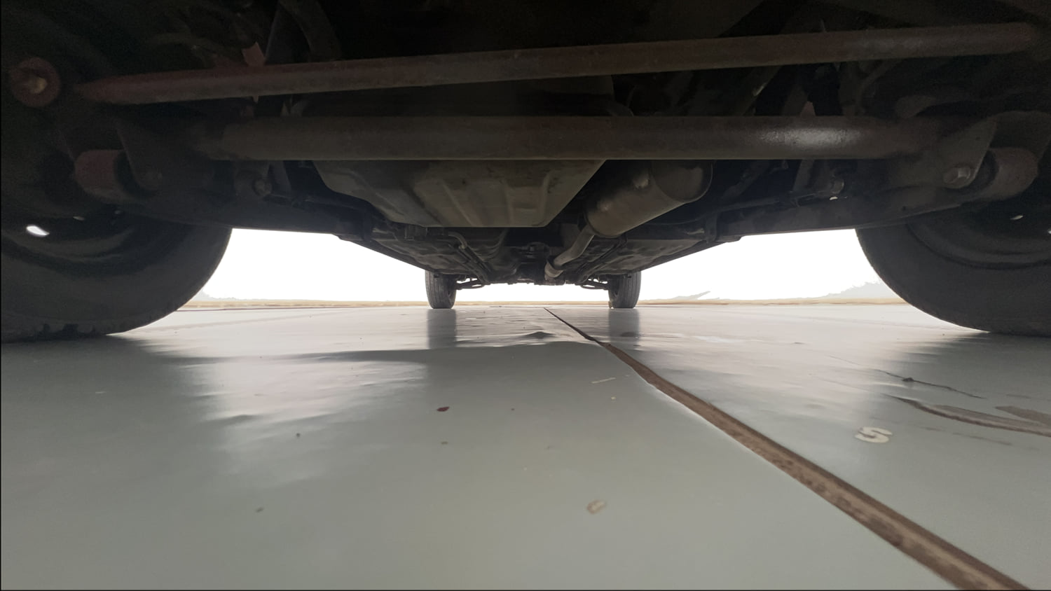 Used 2017 Maruti Suzuki Alto 800 VXi Petrol Manual extra REAR UNDERBODY VIEW (TAKEN FROM REAR)