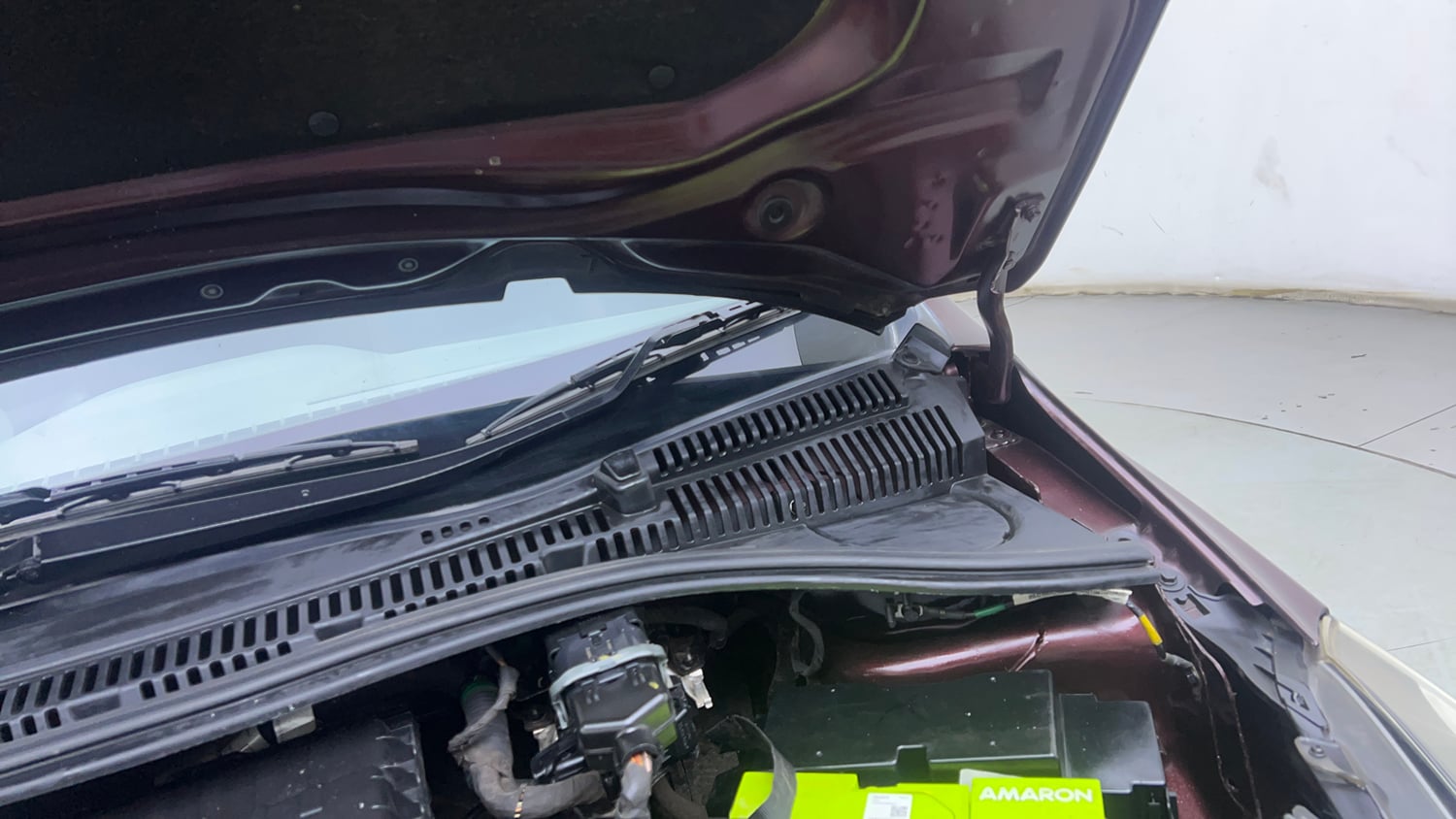 Used 2021 Tata Tigor XZ Plus Petrol Manual engine ENGINE LEFT SIDE HINGE & APRON VIEW