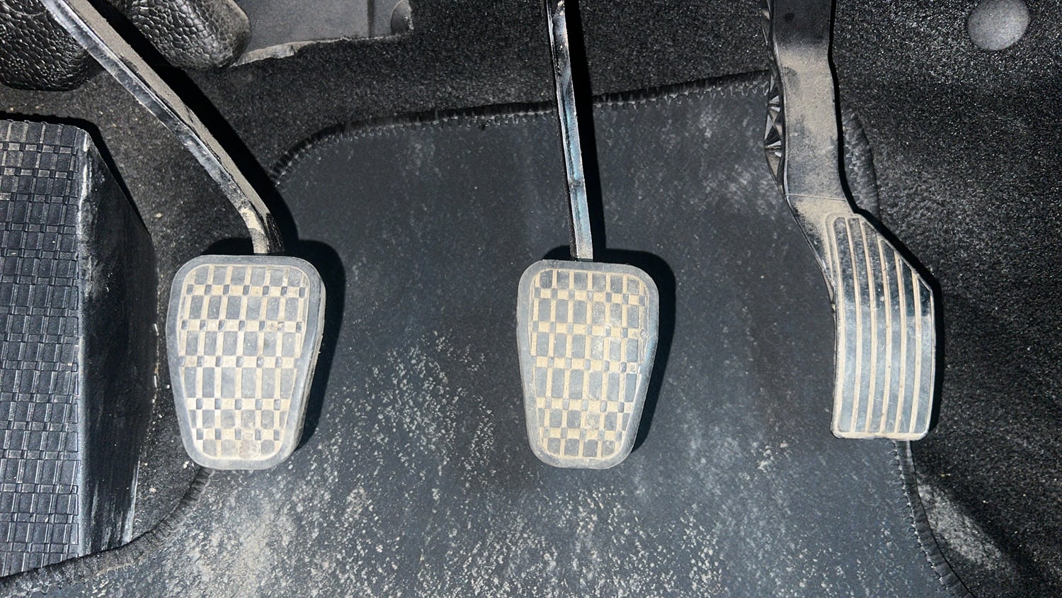 Used 2022 Tata Punch Adventure MT Petrol Manual interior PEDALS VIEW