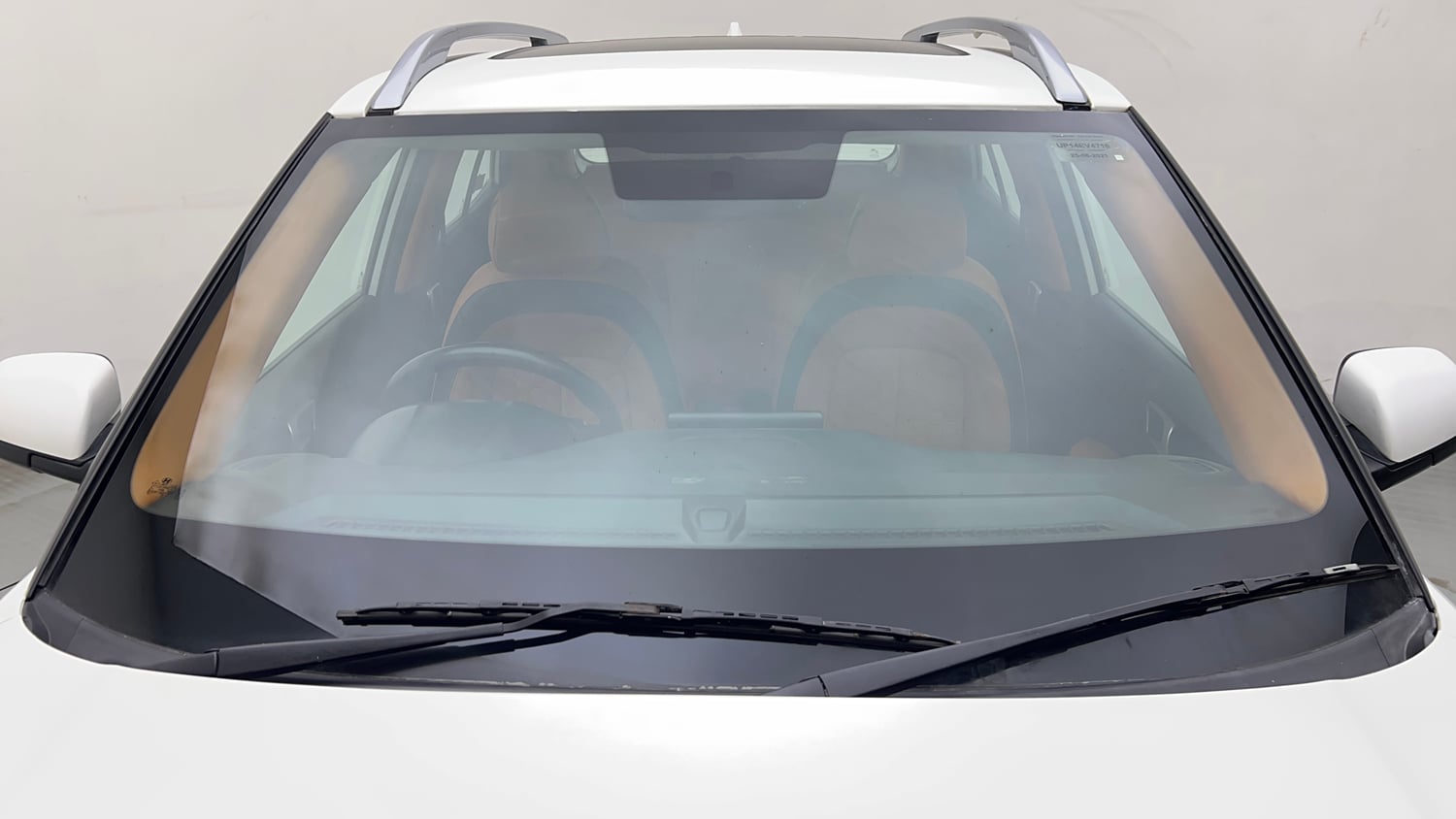 Used 2021 Hyundai Venue SX 1.5 CRDi Diesel Manual exterior FRONT WINDSHIELD VIEW